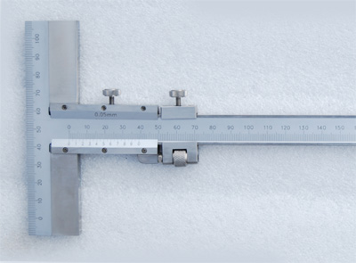 T型划线游标卡尺